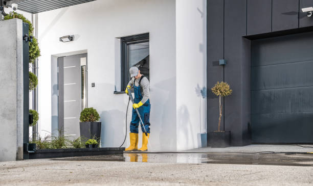 Best Pool Deck Cleaning  in Lackawanna, NY