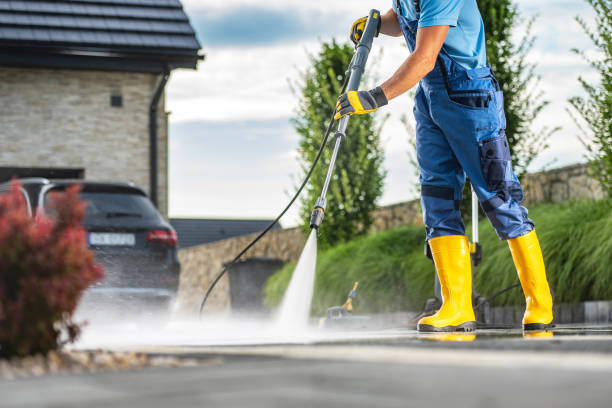 Best Parking Lot and Garage Cleaning  in Lackawanna, NY